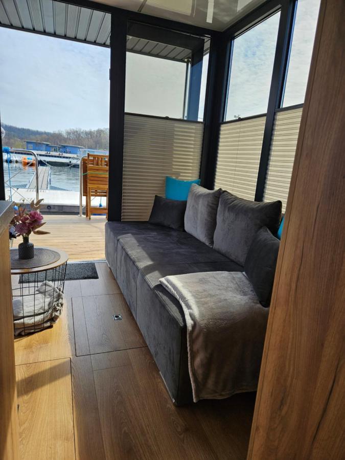 Mobiles Hausboot El'Milia Hotel Braunsbedra Exterior photo